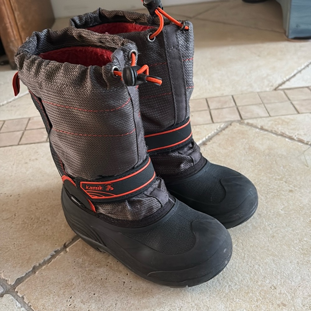Kamik kids Waterbug snow boots, size 1